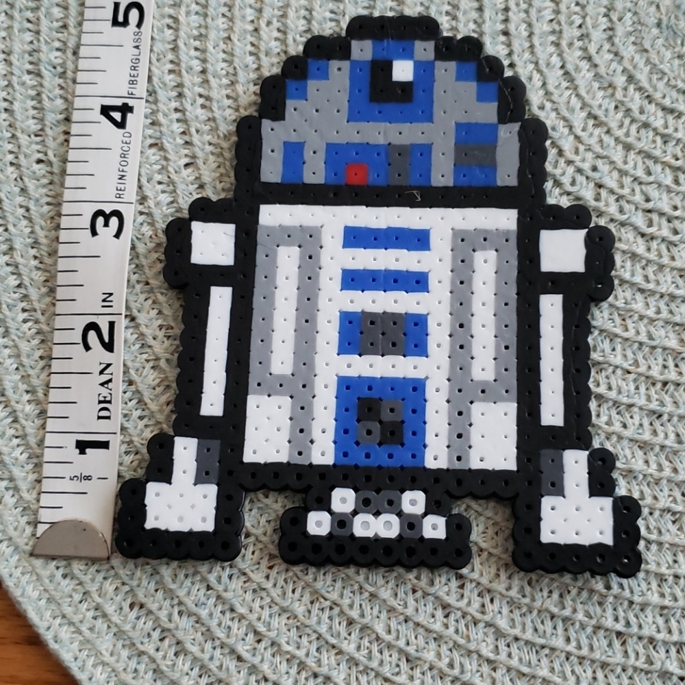R2D2